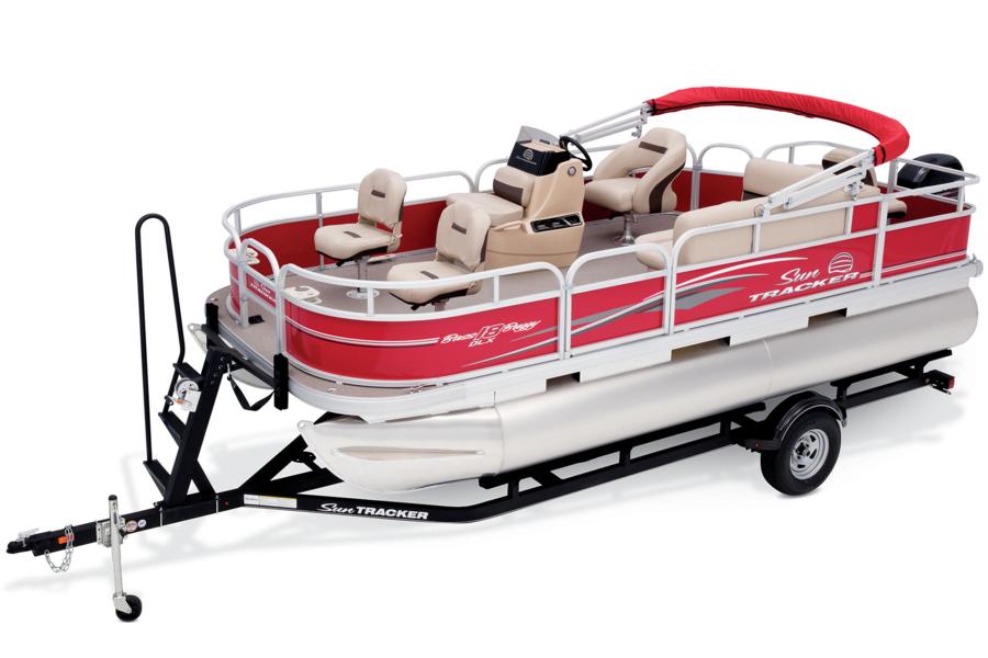 sun tracker boats : recreational pontoons : 2018 party